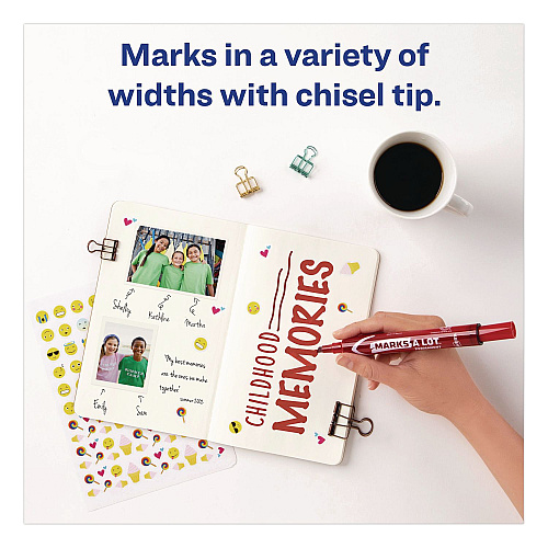 Avery MARKS A LOT Large Desk-Style Permanent Marker, Broad Chisel Tip, Red (08887EA)