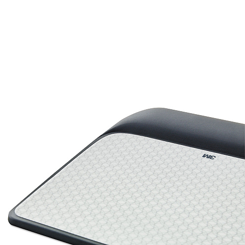 3M Mouse Pad with Precise Mousing Surface and Gel Wrist Rest, 8.5 x 9, Gray/Black (MW85B)