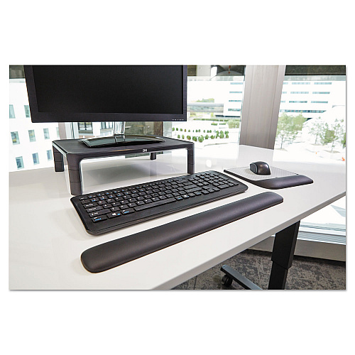 3M Mouse Pad with Precise Mousing Surface and Gel Wrist Rest, 8.5 x 9, Gray/Black (MW85B)