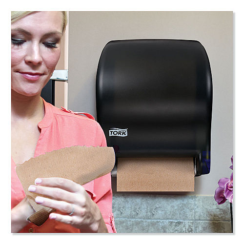 Tork&reg; Universal Hardwound Roll Paper Towels, Brown, 800-ft., 6 Rolls (RK800E)