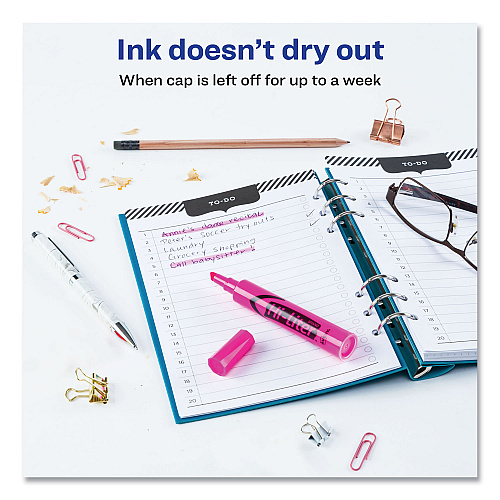 Avery HI-LITER Desk-Style Highlighters, Fluorescent Pink Ink, Chisel Tip, Pink/Black Barrel, Dozen (24010)