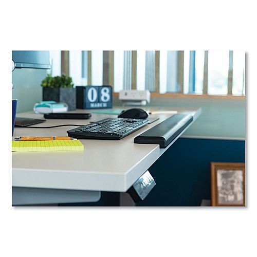 3M Gel Wrist Rest for Standing Desks, 30.13 x 3.25, Black (WR200B)