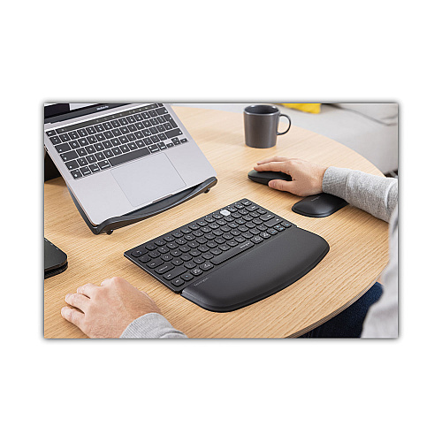 Kensington ErgoSoft Wrist Rest for Standard Mouse, 8.7 x 7.8, Black (52802)