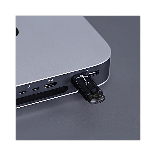 Innovera USB 3.0 Flash Drive, 8 GB (IVR82008)