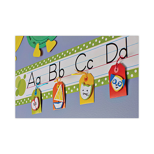 Scotch Wallsaver Removable Poster Tape with Dispenser, 1" Core, 0.75" x 12.5 ft, Clear (109)