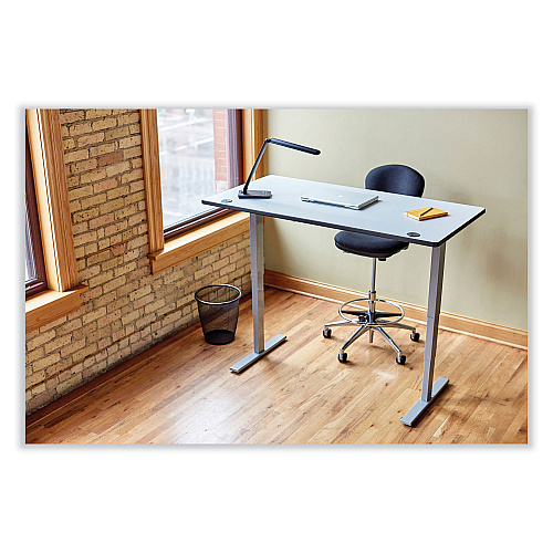 Safco Vamp Lighting, Multi-pivot Neck, 16.75" High, Black (1001BL)