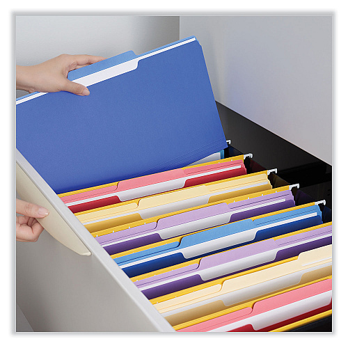 Universal Interior File Folders, 1/3-Cut Tabs: Assorted, Legal Size, 11-pt Stock, Blue, 100/Box (UNV15301)