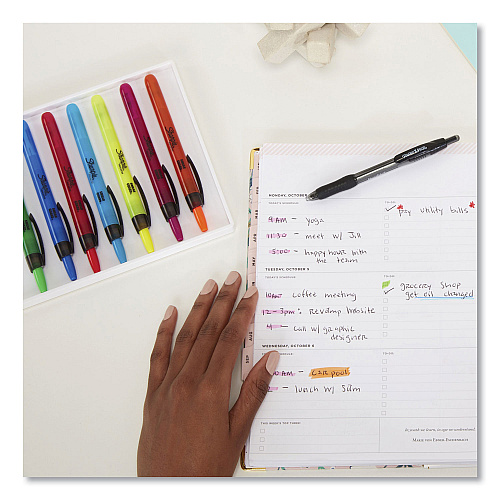Sharpie Retractable Highlighters with Storage Pouch, Assorted Ink Colors, Chisel Tip, Assorted Barrel Colors, 8/Set (28101)