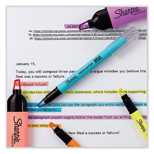 Sharpie Clearview Pen-Style Highlighter, Assorted Ink Colors, Chisel Tip, Assorted Barrel Colors, 8/Pack (1966798)