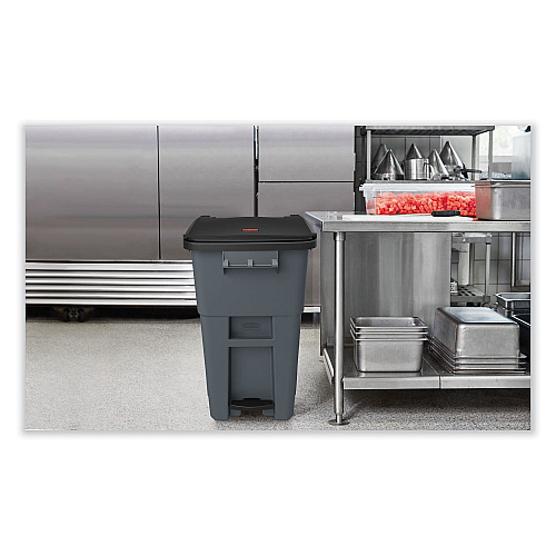 Rubbermaid Commercial Brute Step-On Rollouts, 50 gal, Metal/Plastic, Gray (1971956)