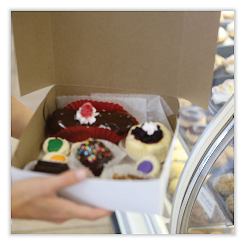 SCT Bakery Boxes, Standard, 16 x 16 x 6, White, Paper, 50/Carton (1597)