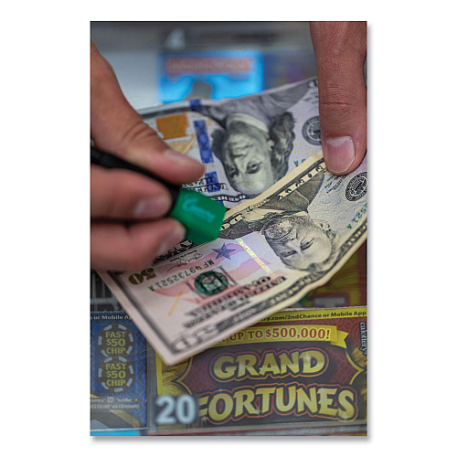 Dri Mark Counterfeit Money Detection System, UV Light; Watermark Detector; Color Change Ink, U.S. Currency, 0.8 x 0.8 x 6, Black/Green (351UV6)