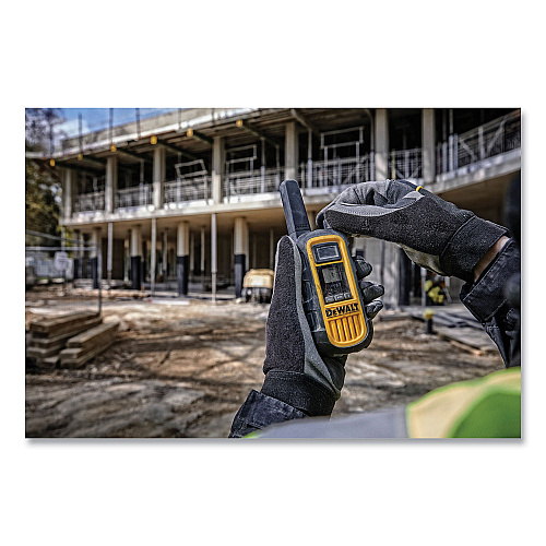 DeWalt 2DXFRS800SV1 Two-Way Radios, 2 W, 22 Channels