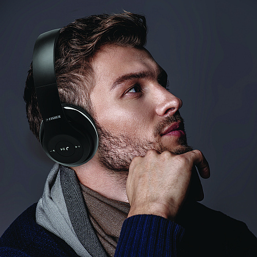 Fisher Peak Wireless Headphones, Black (FBHP382K)