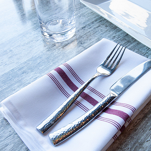 Mariposa Bistro Napkin 18x22 Burgundy Stripe - Pack Of 12 (BISTRO-BUR)