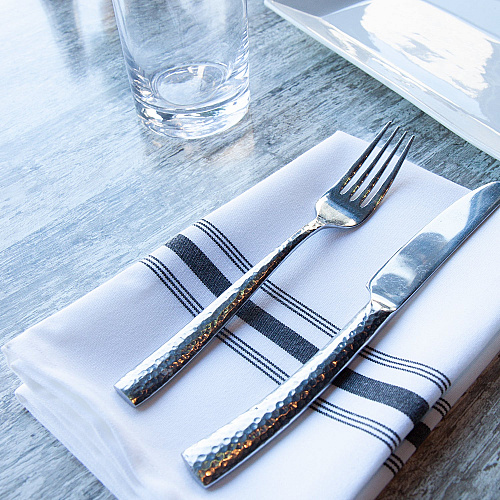 Mariposa Bistro Napkin 18x22 Black Stripe - Case Of 120 (BISTRO-BL-CS)