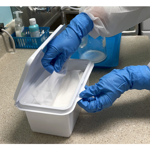 Free-sat Clean-cut Pre-saturated Wipe 7x7 100 Tub 12 Tubs Cs, Box Of 100 (FS-NT1-77)