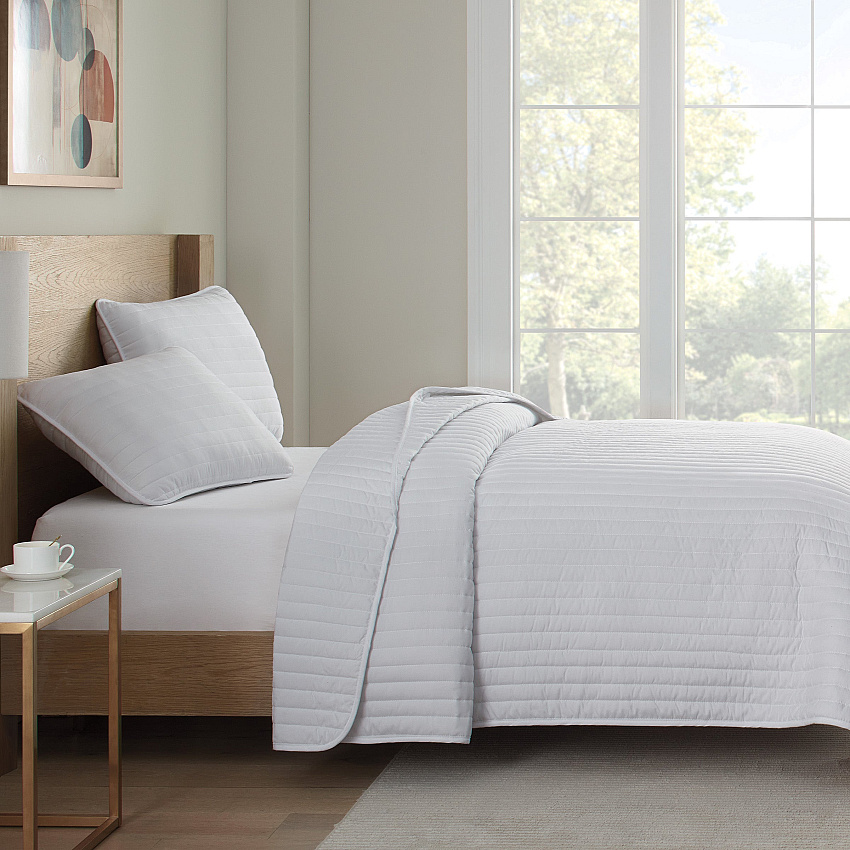 Host & Home Brushed Microfiber Quilt Set - Queen, White - Case Of 4 (MFQT-FQSET-WH)