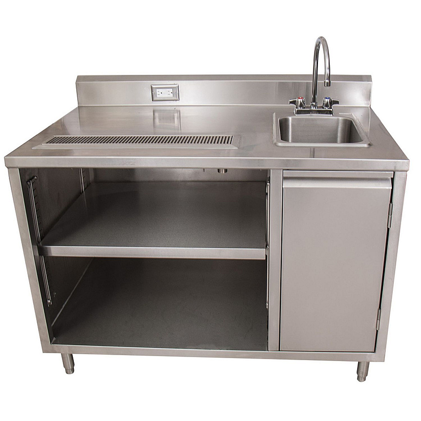 BK Resources Stainless Steel Beverage Table with Right Sink, Rectangular, 30" x 48" x 41.5", Silver Top, Silver Base/Legs (BEVT3048R)