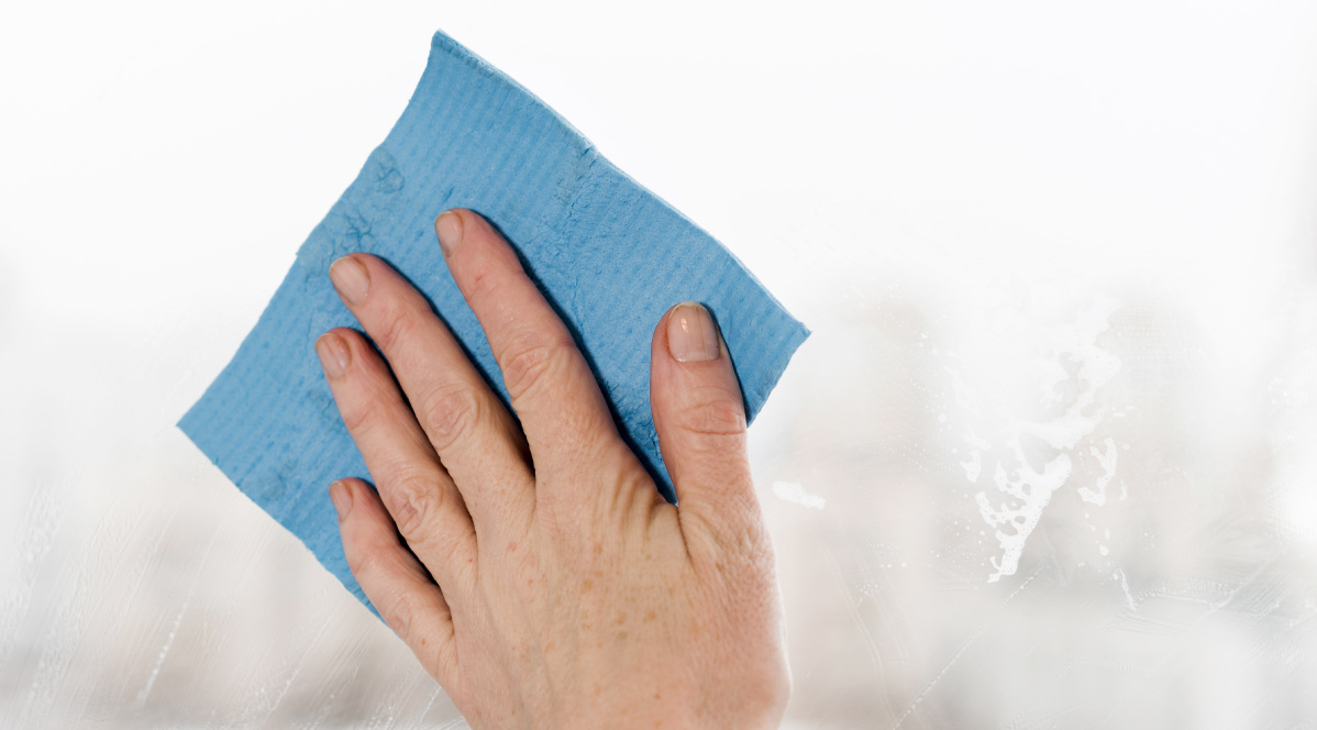 Different types of cleaning wipes for commercial and professional use